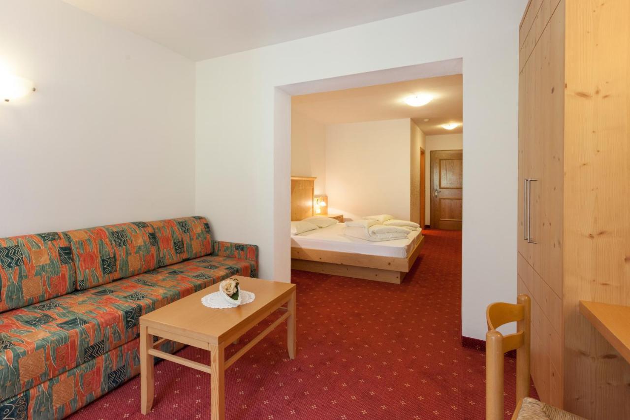 Alpenspitz Appartements - Garni - B&B Рачинес Экстерьер фото